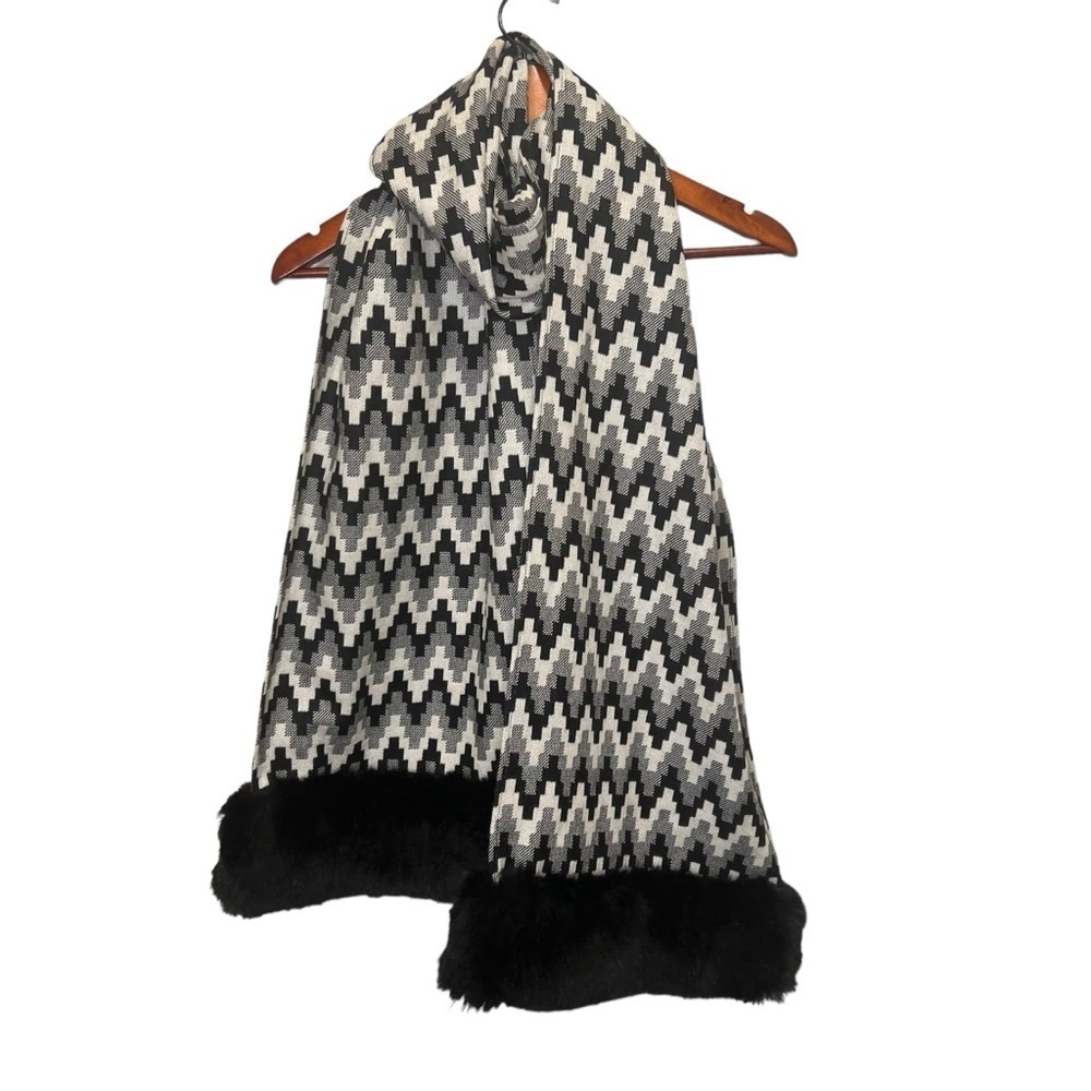 Carlisle 100% Wool Chevron Black & Grey Faux Fur Scarf 75” Long